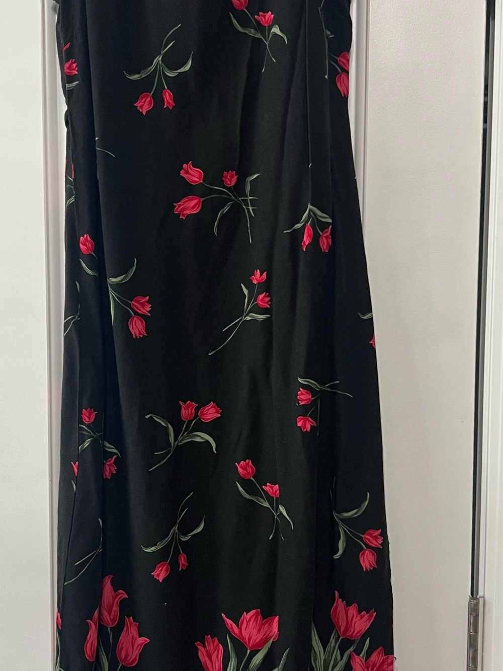 Vintage 90’s Teddi Dresses long dress with red Tulips and tie back. Size 10 - Picture 2 of 8